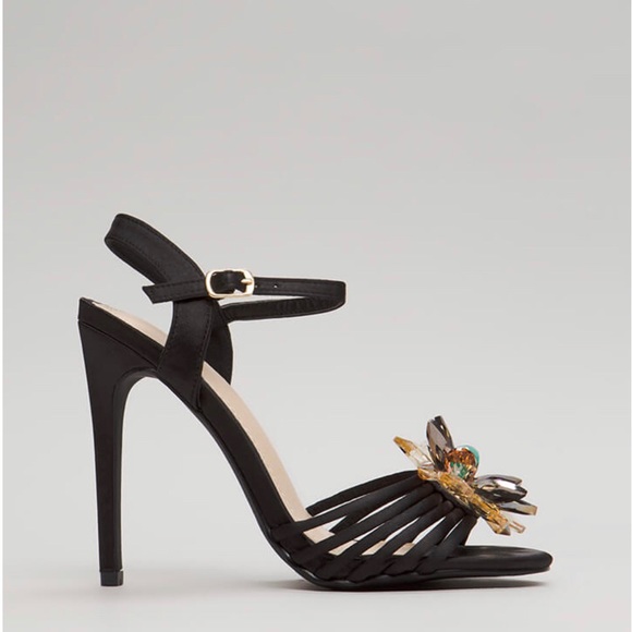 Flower pendent heel 🌸🌸🌸 - Picture 3 of 6